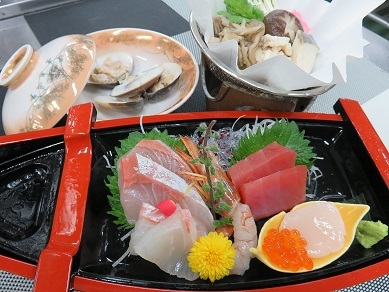 お食事
